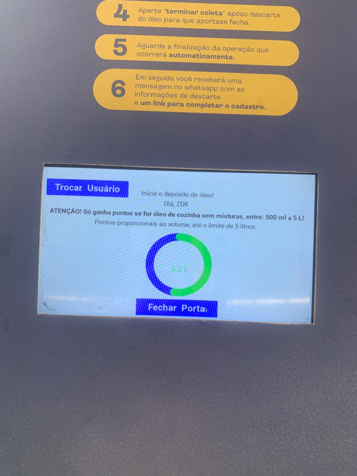 Painel digital da estação Óleoponto mostrando volume coletado em tempo real